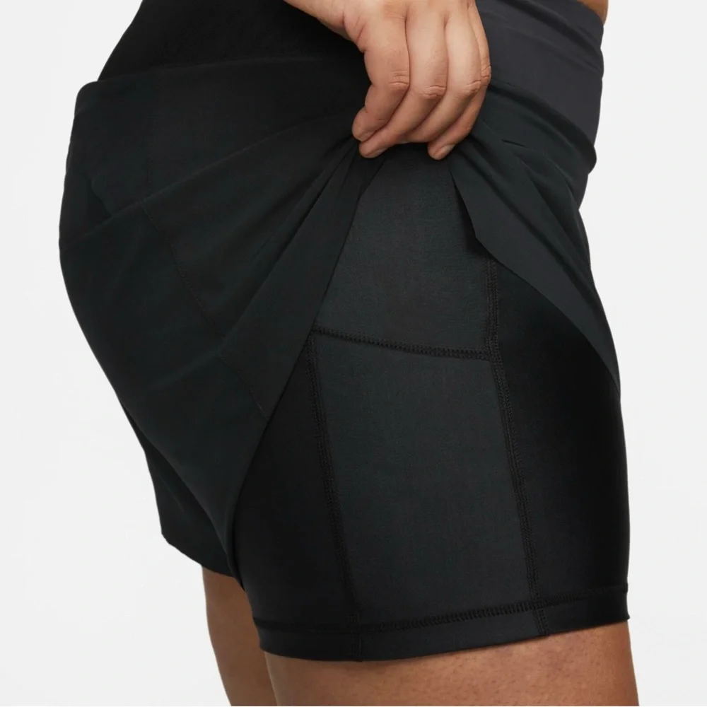 Nike Shorts Built In Biker 2-in-1 Swift Dri-FIT MR 3” Cellphone Pocket Black